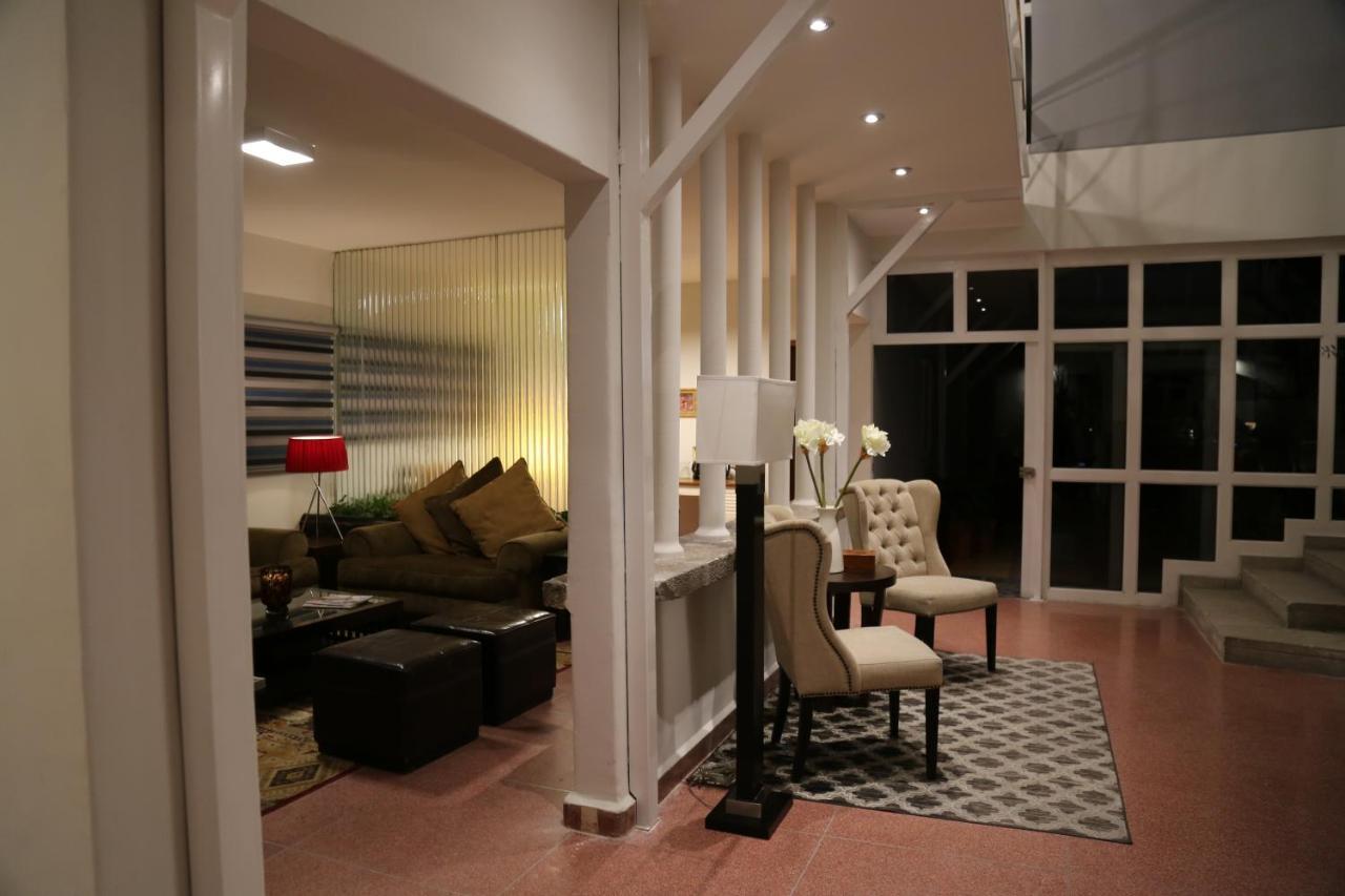 Casa Massima Hotel เลออน ภายนอก รูปภาพ